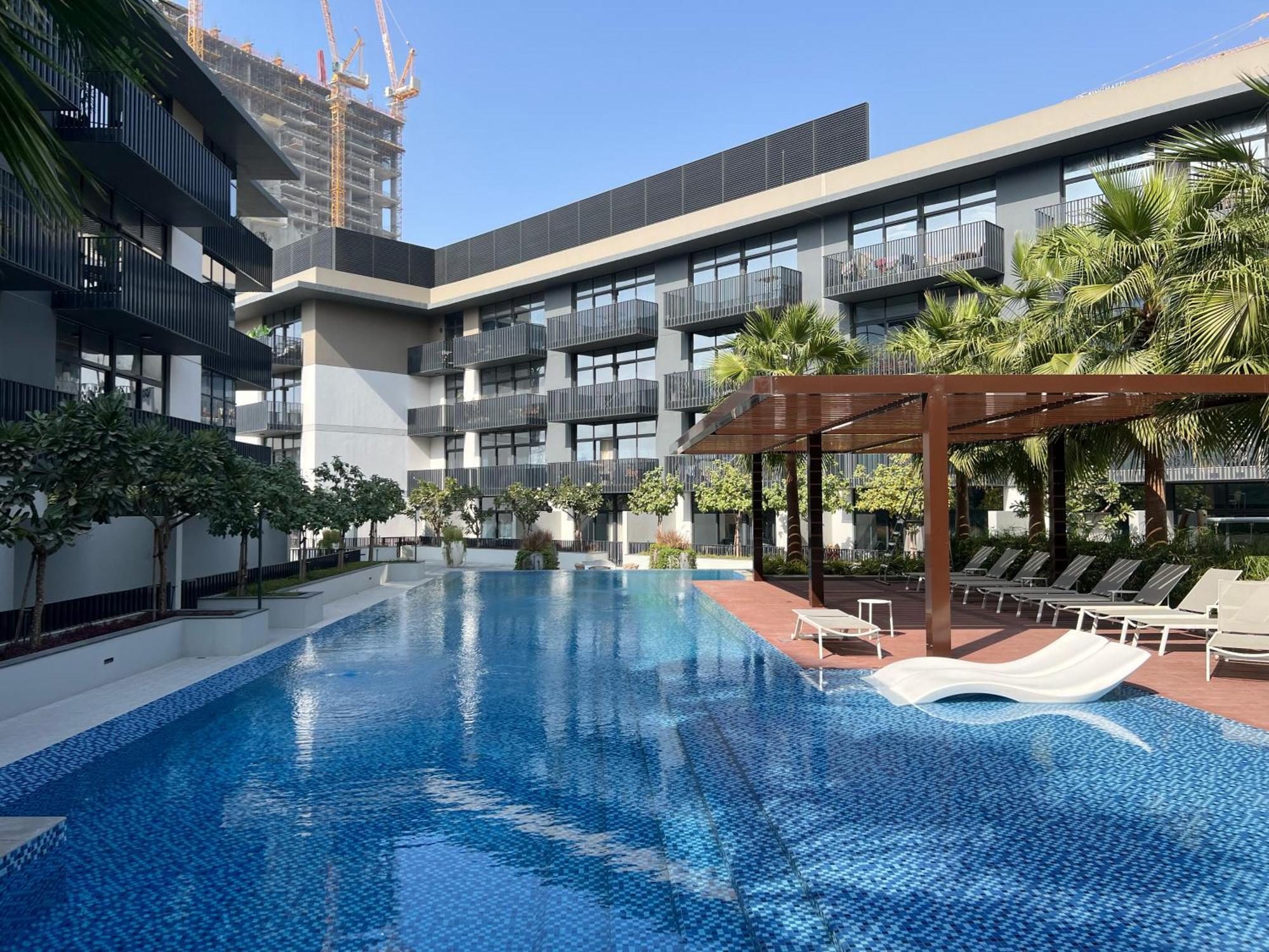 Premium 1br In Jvc, Belgravia 3 Apartment