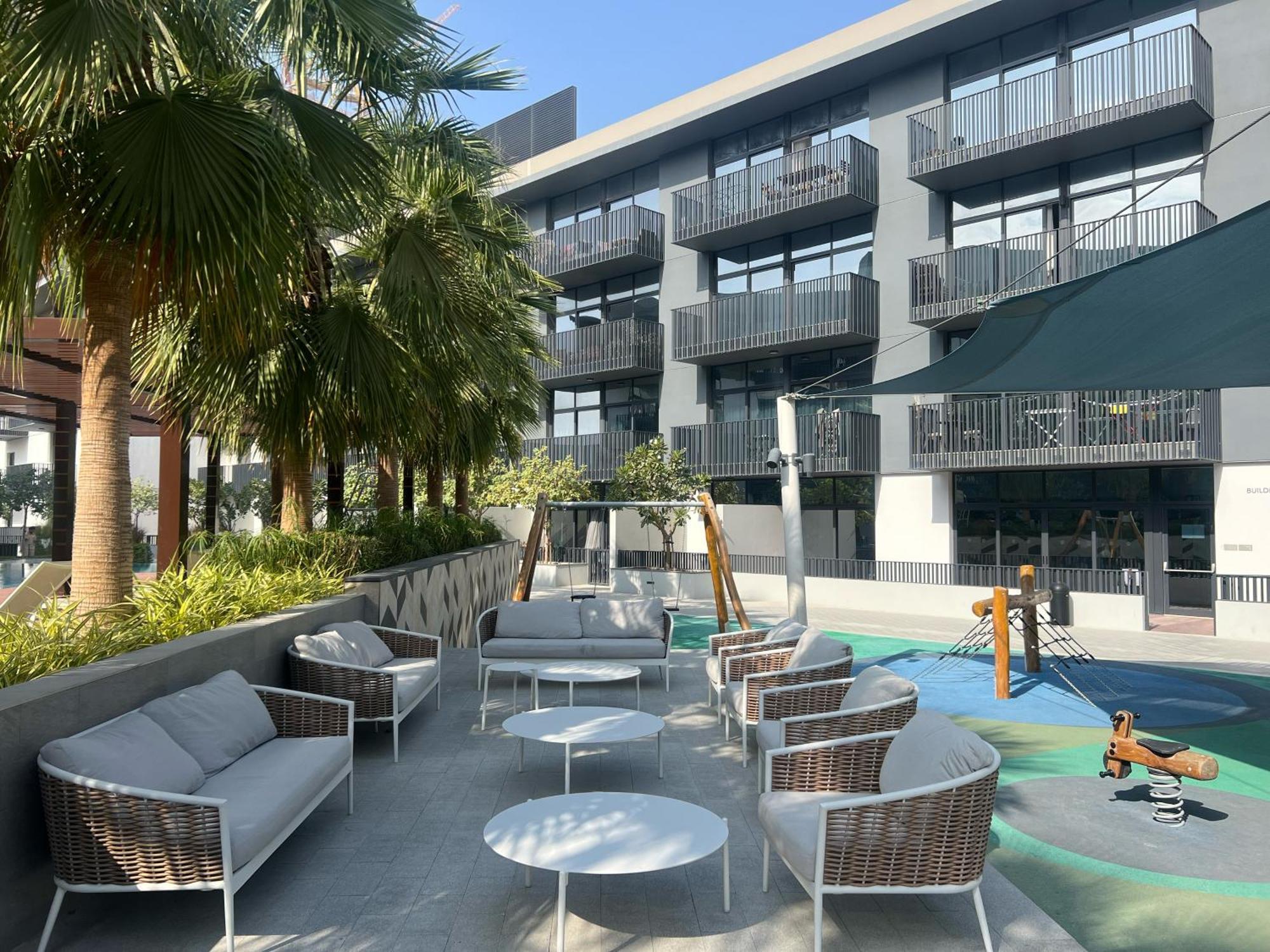 Premium 1br In Jvc, Belgravia 3 Apartment